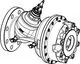 Technische Zeichnung eines Adapters für Stellantriebe, verwendet in Ventilsystemen von IMI Hydronic Engineering. Detailierte Darstellung der Anschlüsse und Bauform.